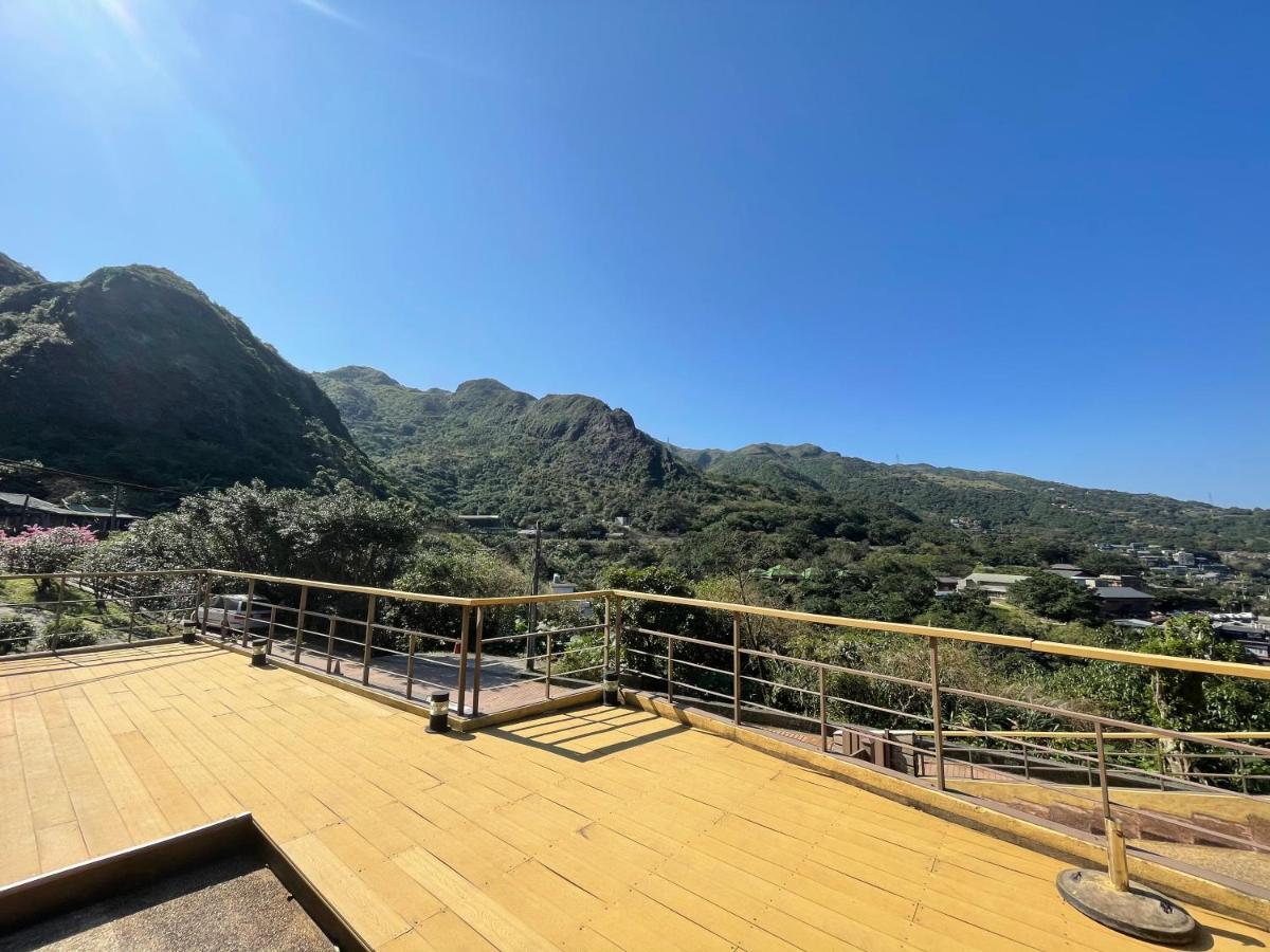 Golden101 Bed And Breakfast Jiufen Bagian luar foto